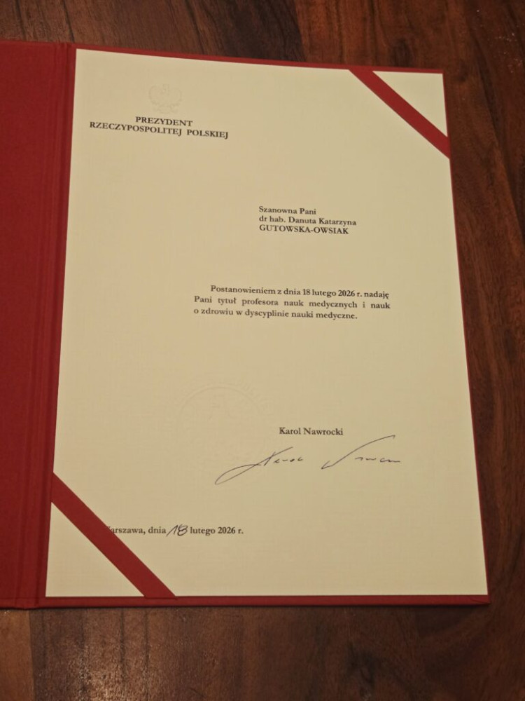 Danuta Gutowska-Owsiak with title profesor